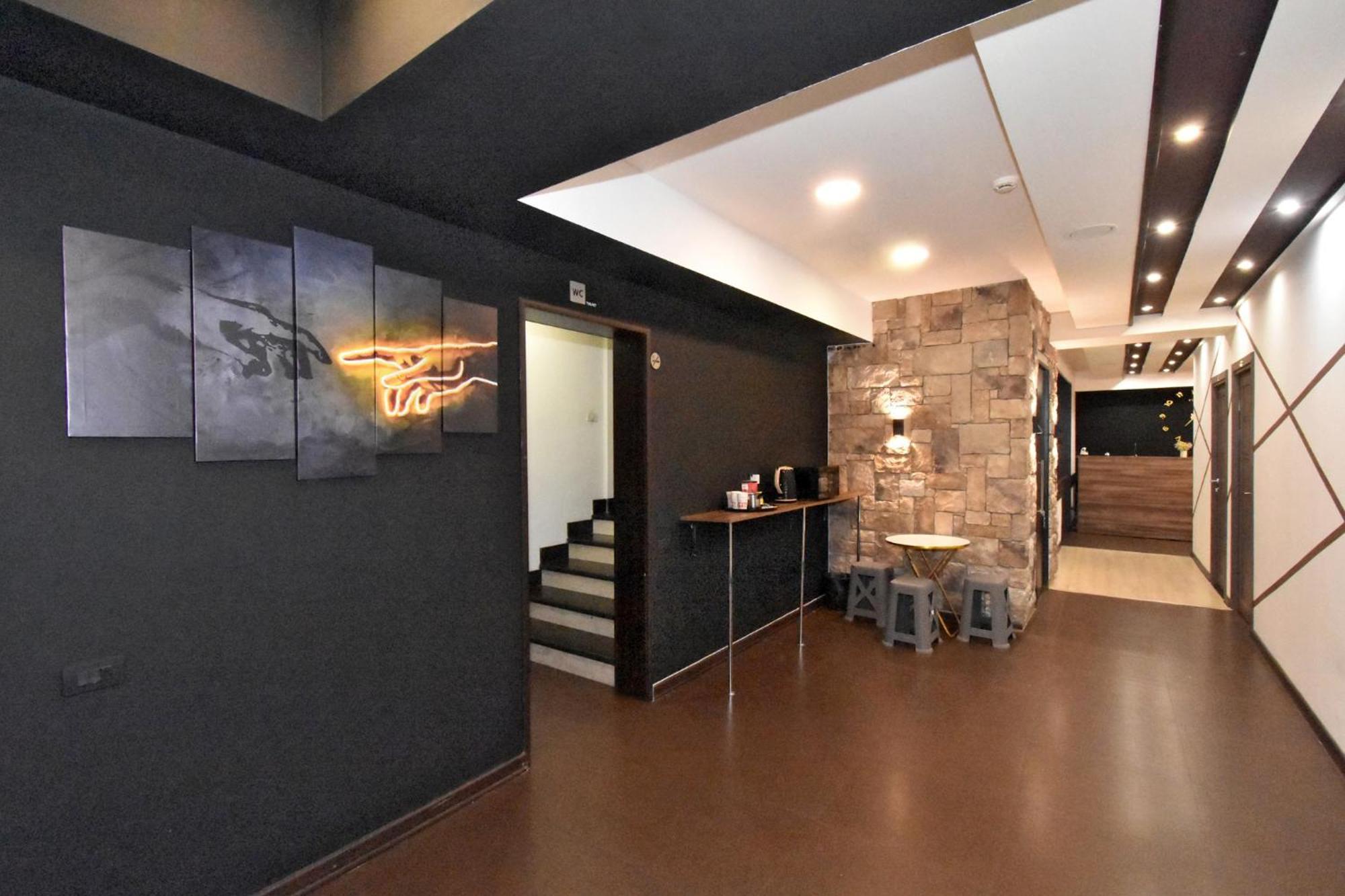 Luna Guest House 耶烈万 外观 照片