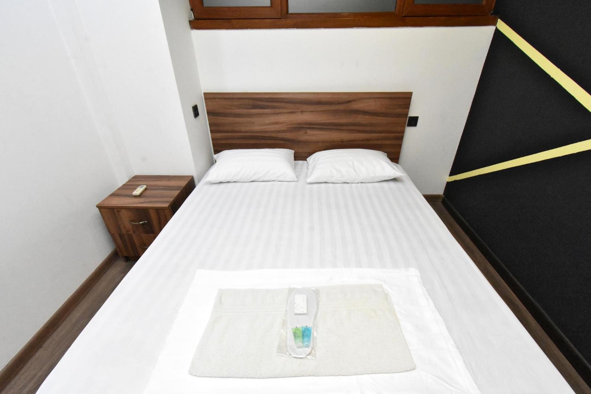 Luna Guest House 耶烈万 外观 照片